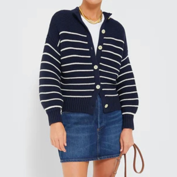 Alex Mill Button-Back Sweater - Picture 4 of 10